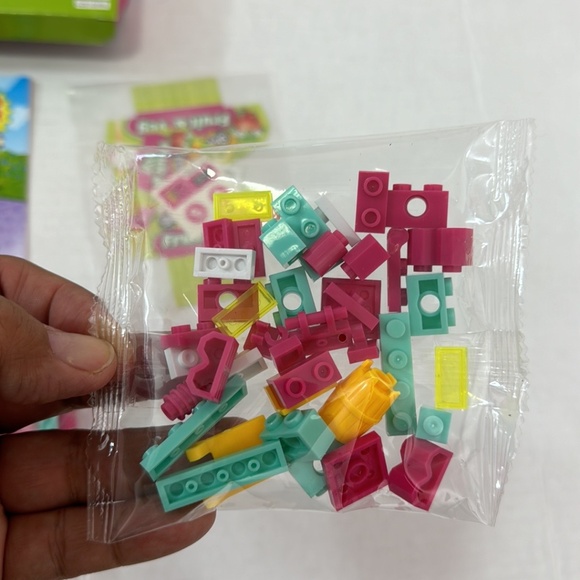 Shopkins Kinstructions Fruit & Veggie Stand 101 pcs - Picture 5 of 7